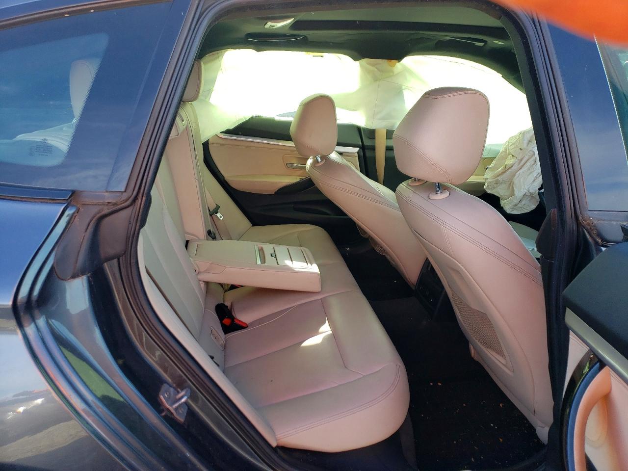 2015 BMW 328 XIGT photo 10