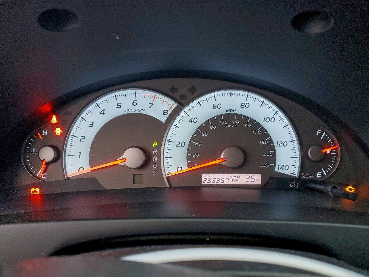 2011 TOYOTA CAMRY BASE photo 9