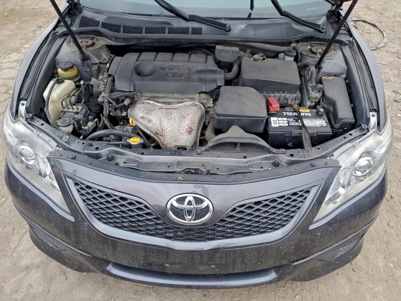 2011 TOYOTA CAMRY BASE photo 11