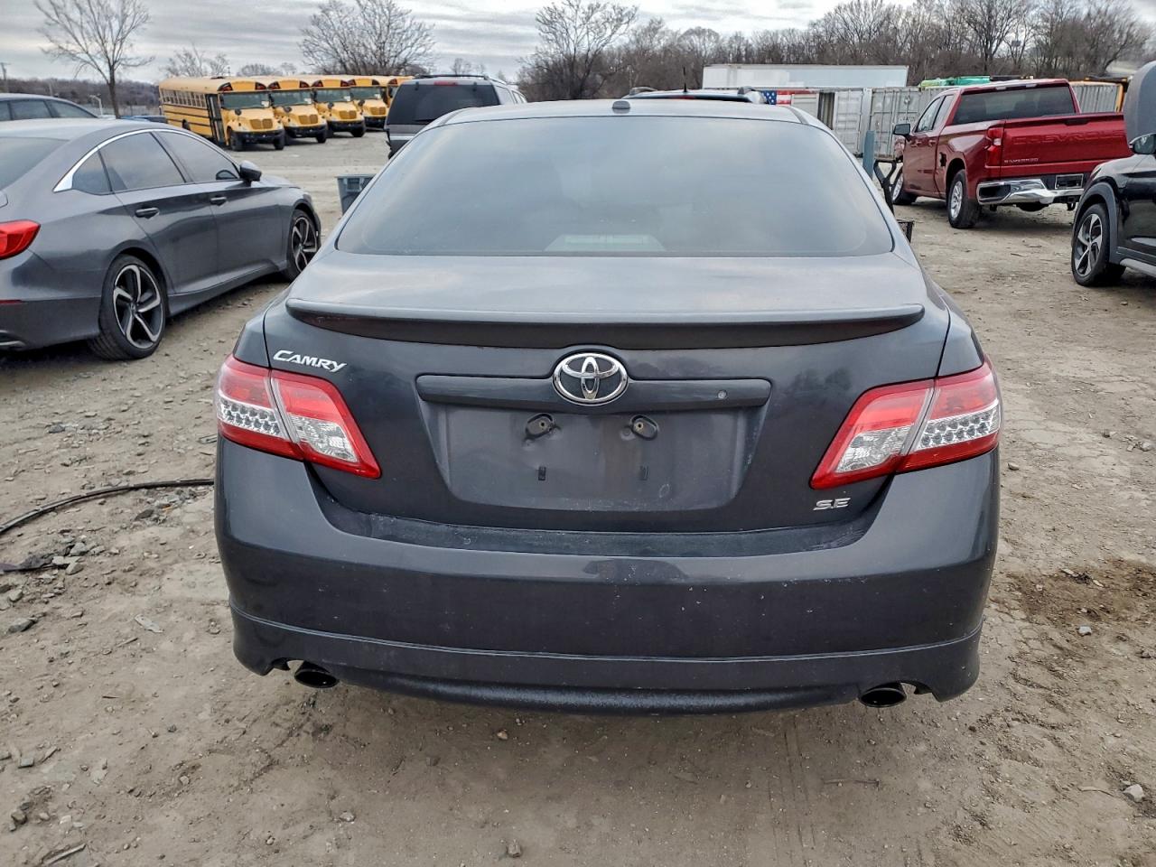 2011 TOYOTA CAMRY BASE photo 6
