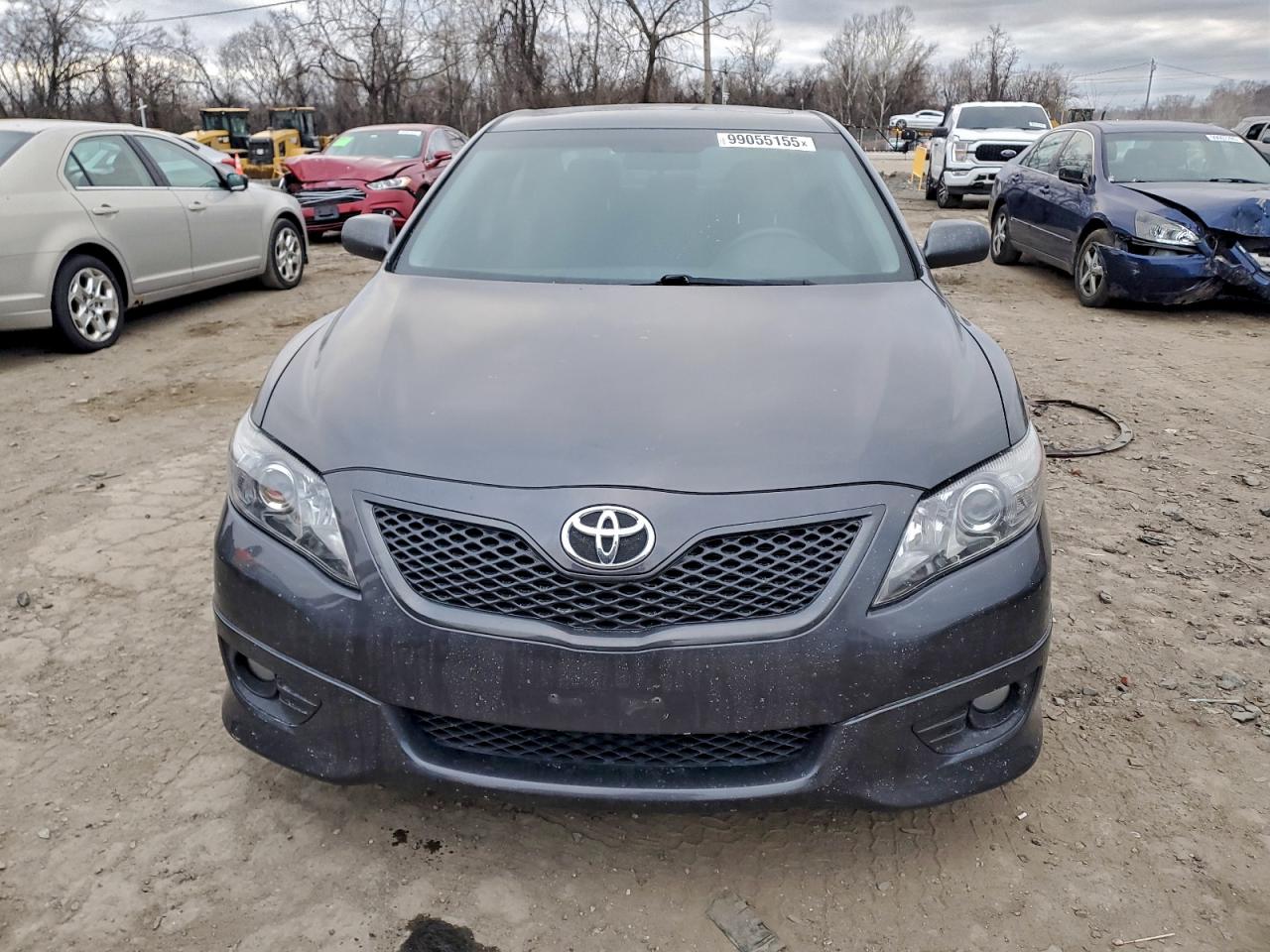 2011 TOYOTA CAMRY BASE photo 5
