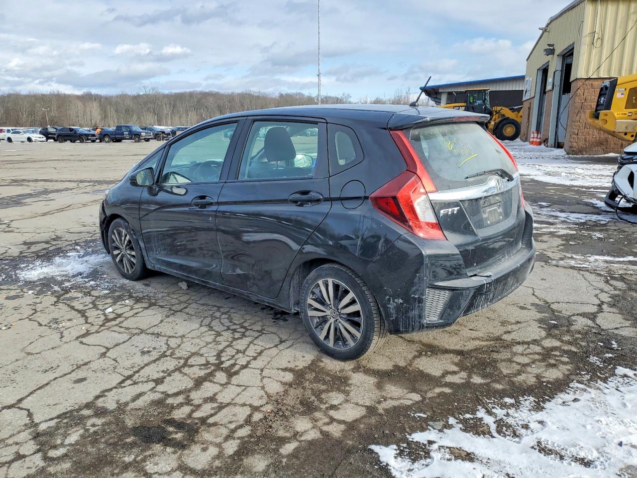 2015 HONDA FIT EX photo 2