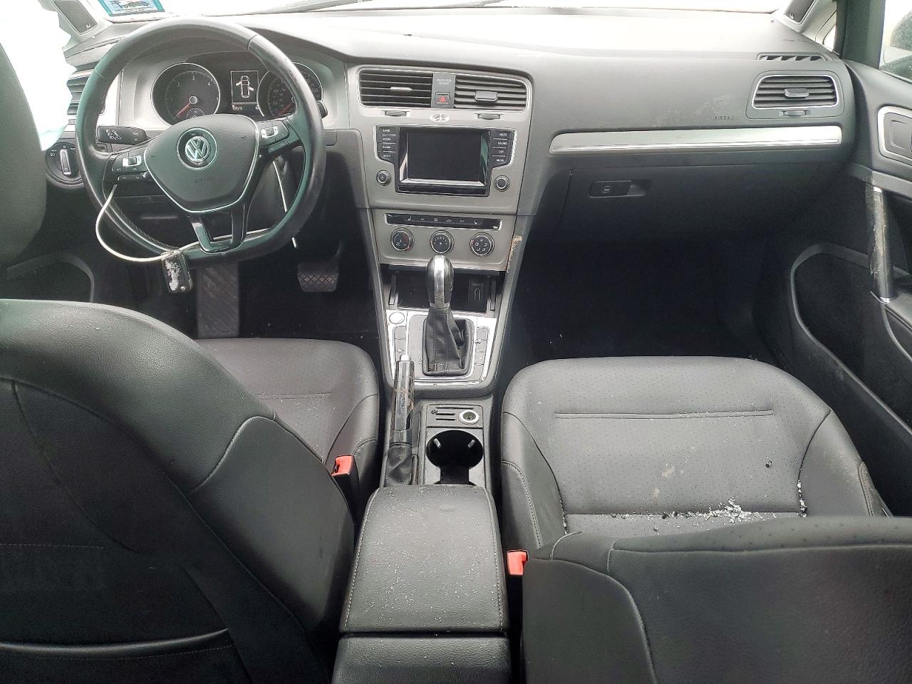 2015 VOLKSWAGEN GOLF SPORTWAGEN TDI S photo 8