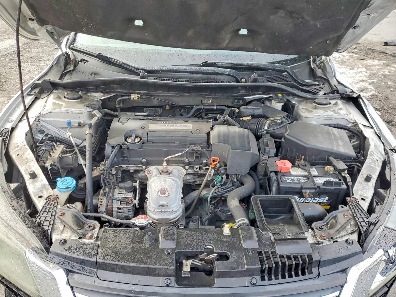 2013 HONDA ACCORD LX photo 11