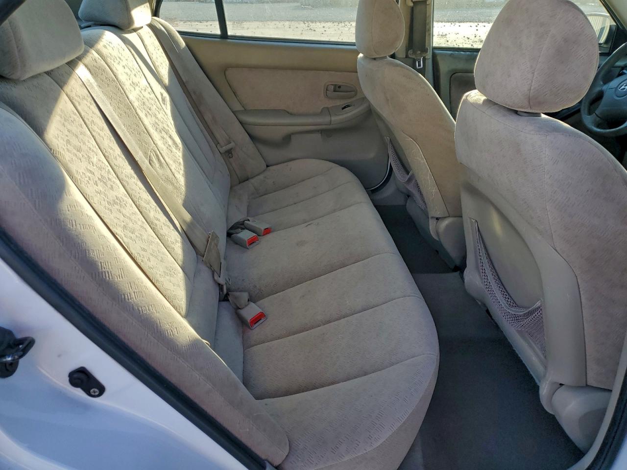 2005 HYUNDAI ELANTRA GLS photo 10