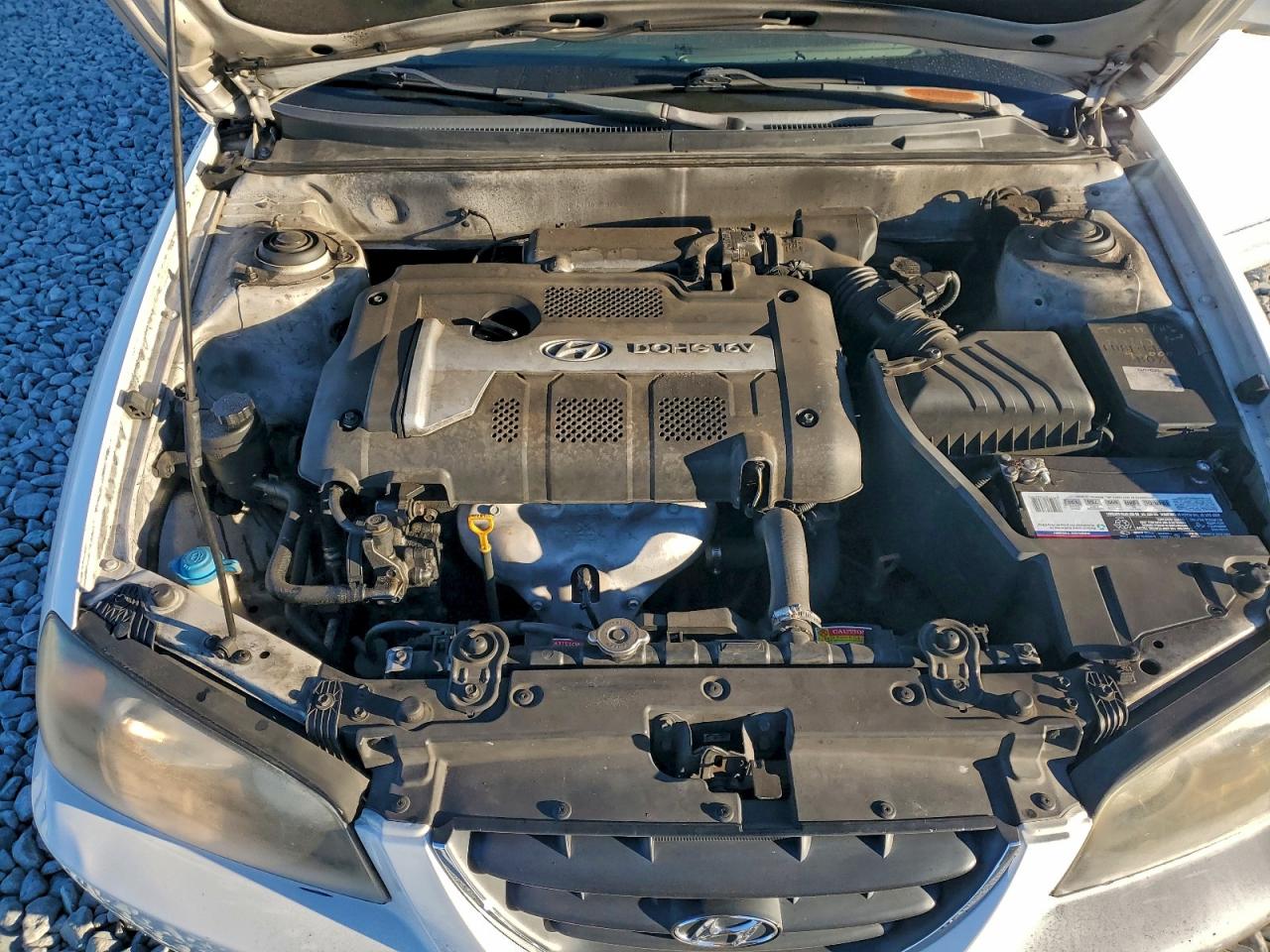 2005 HYUNDAI ELANTRA GLS photo 11