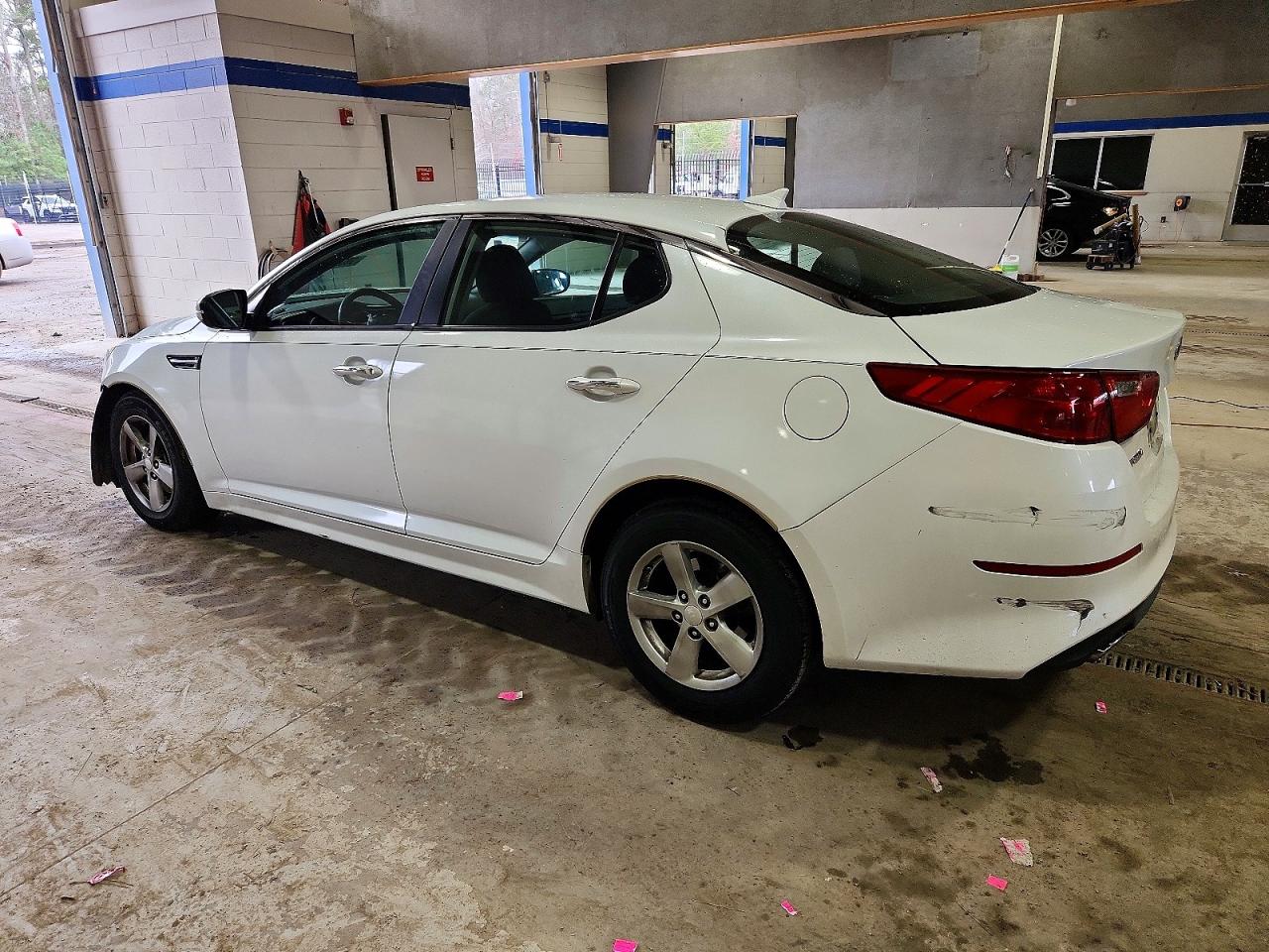 2015 KIA OPTIMA LX photo 4