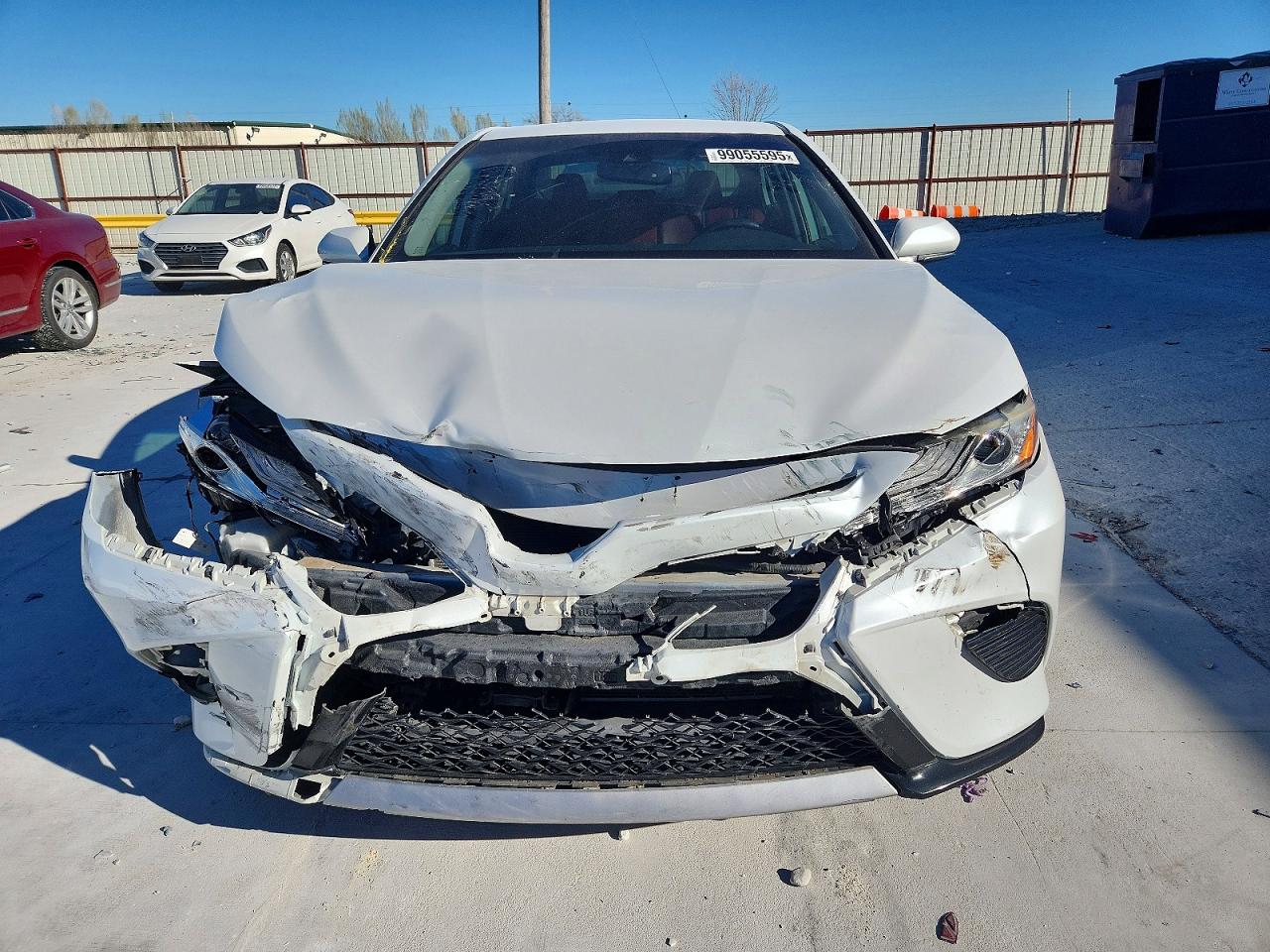 2020 TOYOTA CAMRY XSE photo 5