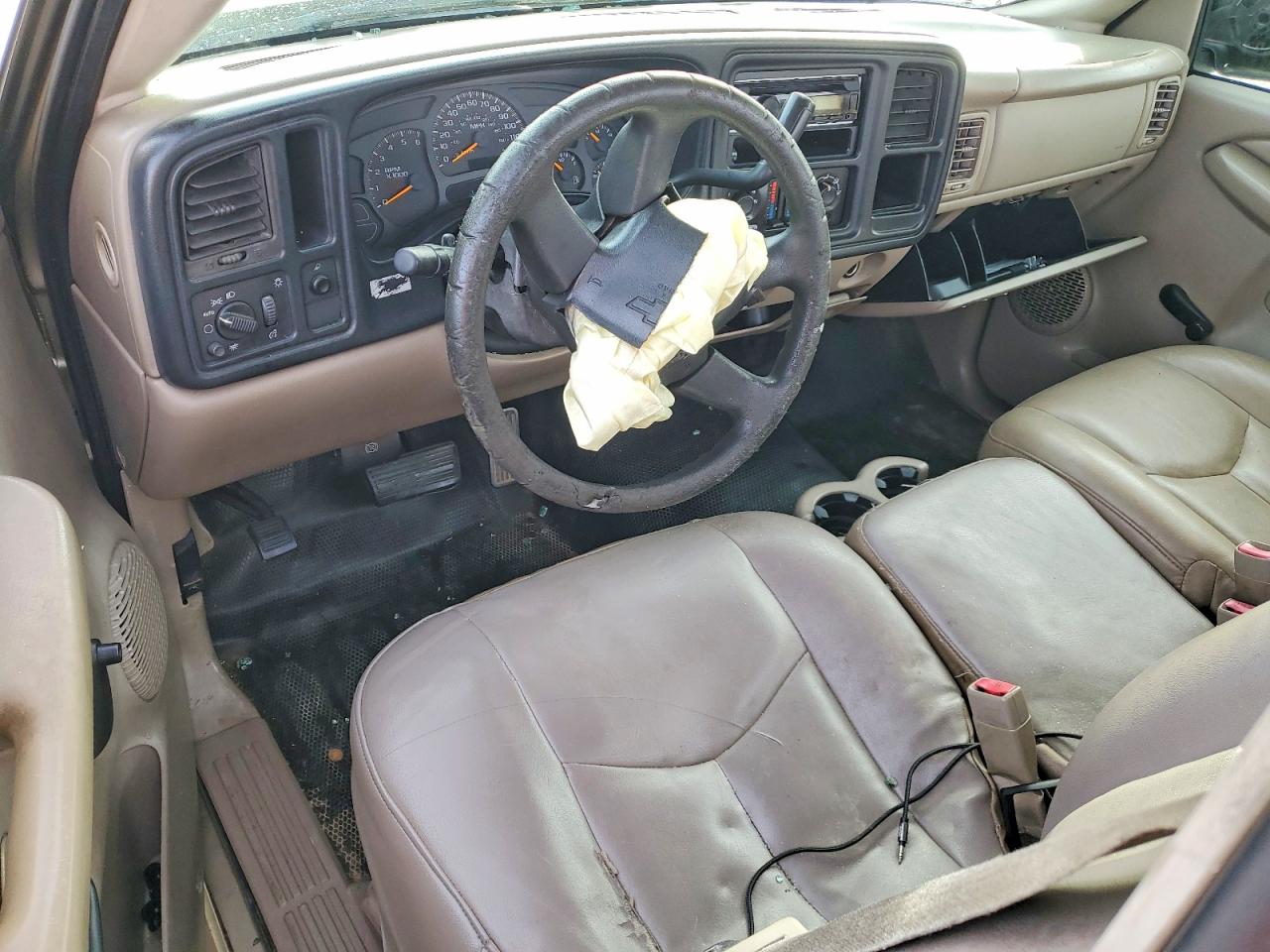 2005 CHEVROLET SILVERADO C1500 photo 8