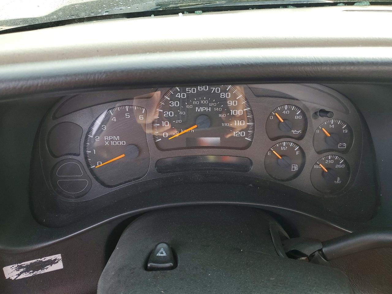 2005 CHEVROLET SILVERADO C1500 photo 9