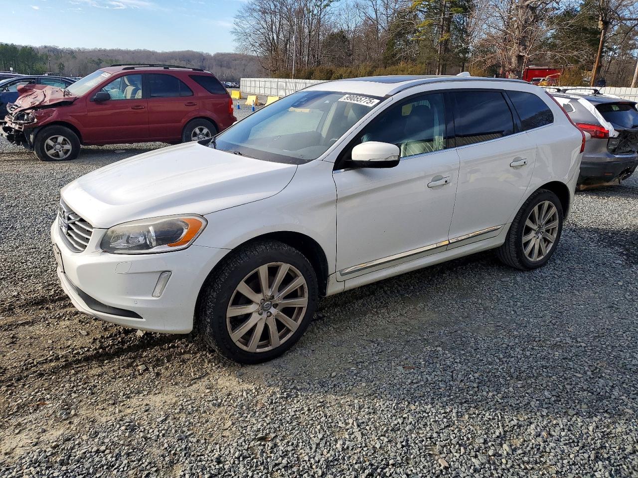 2017 VOLVO XC60