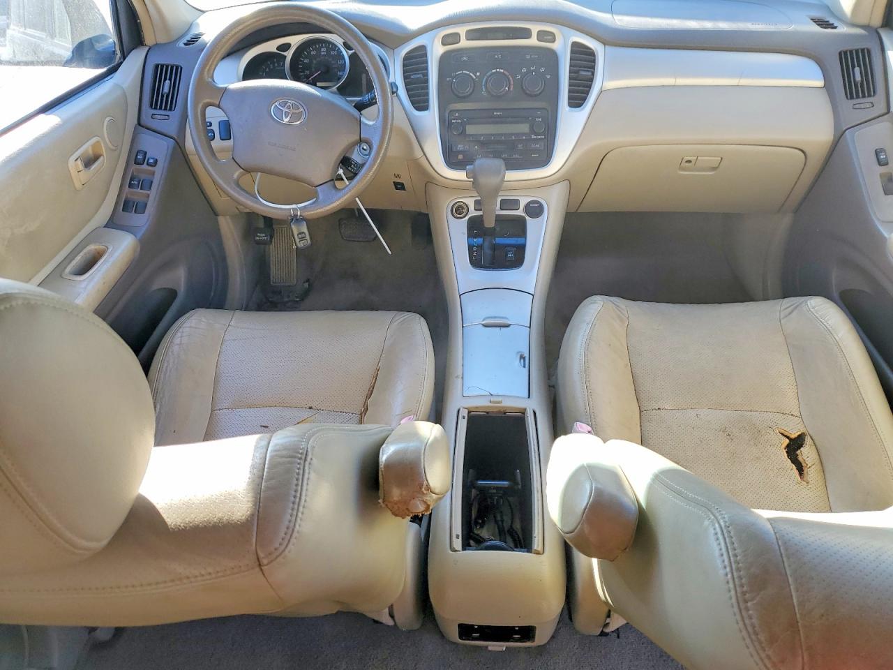 2006 TOYOTA HIGHLANDER photo 8