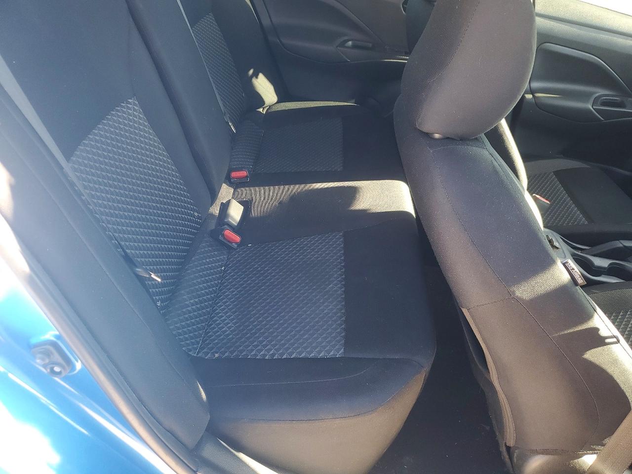 2020 NISSAN VERSA S photo 10