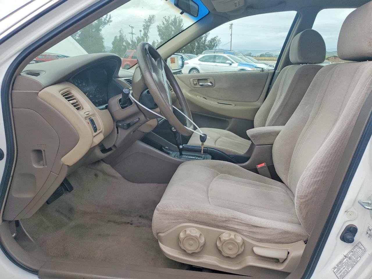 2000 HONDA ACCORD LX photo 7