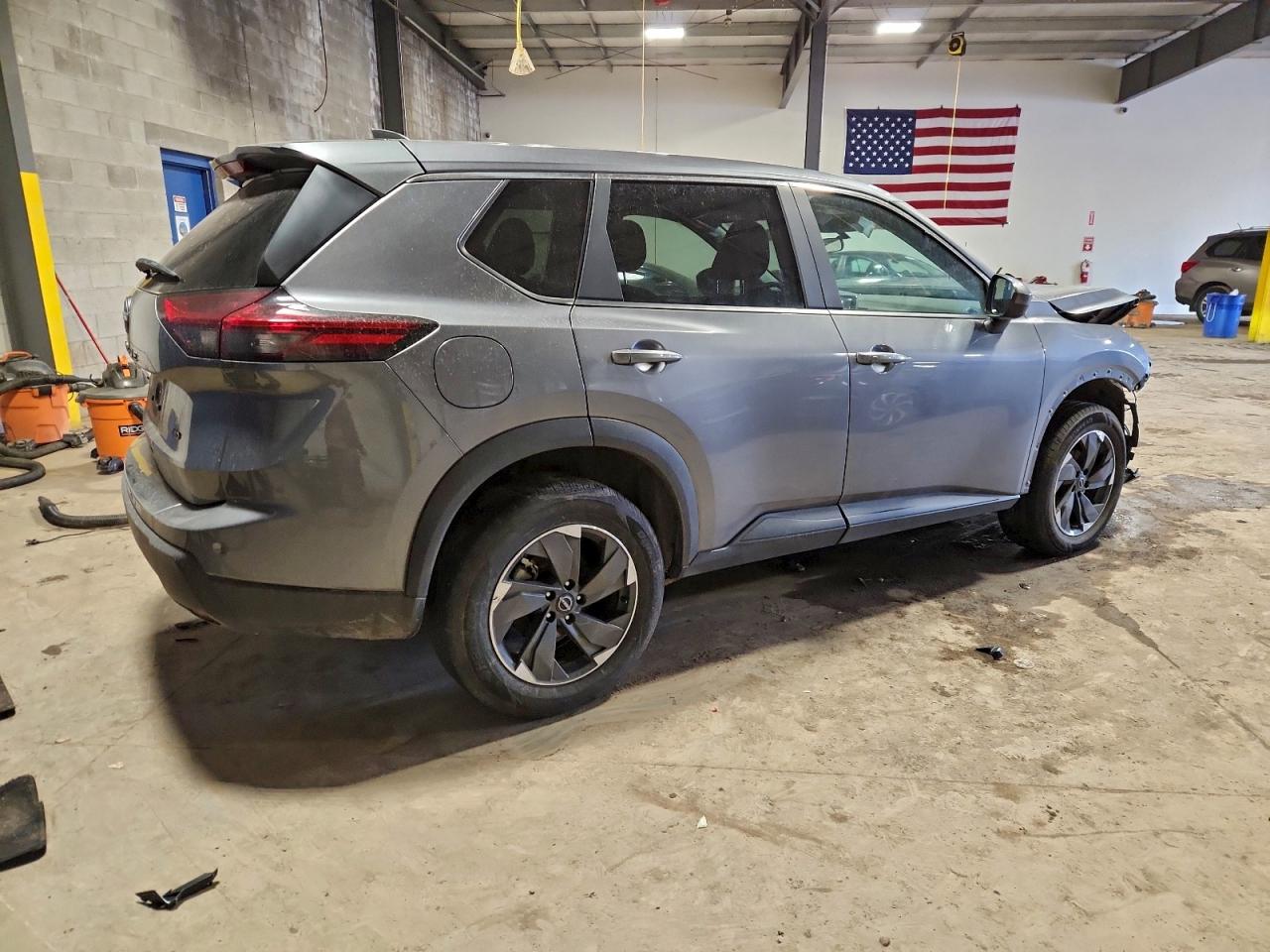 2025 NISSAN ROGUE SV photo 3