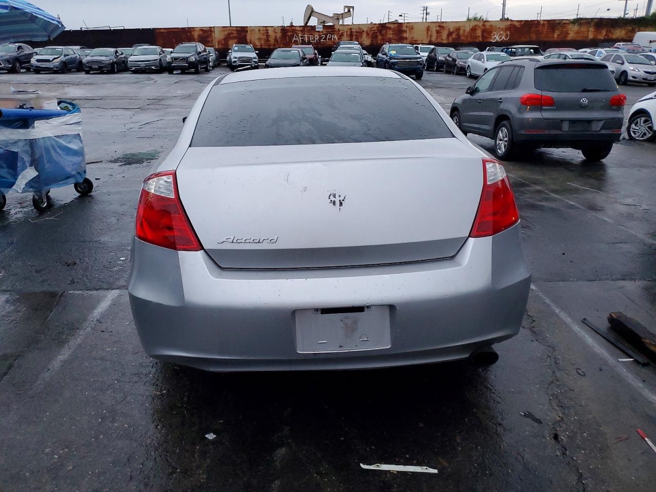 2010 HONDA ACCORD LX photo 6