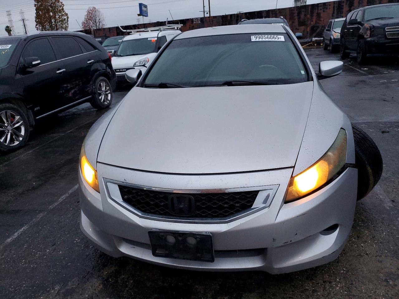 2010 HONDA ACCORD LX photo 5