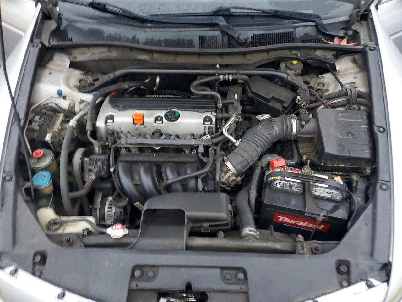 2010 HONDA ACCORD LX photo 11
