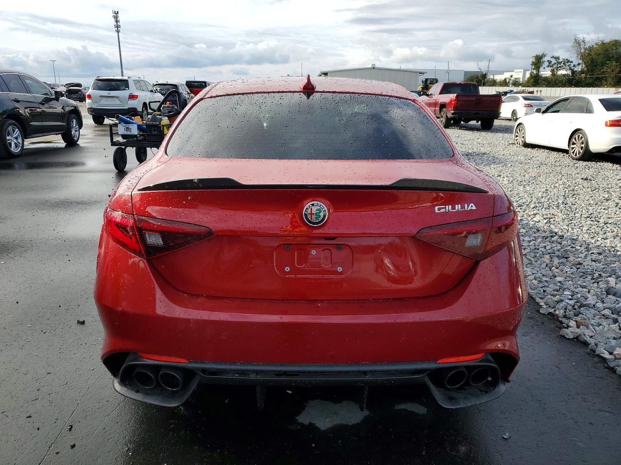 2017 ALFA ROMEO GIULIA QUADRIFOGLIO photo 6