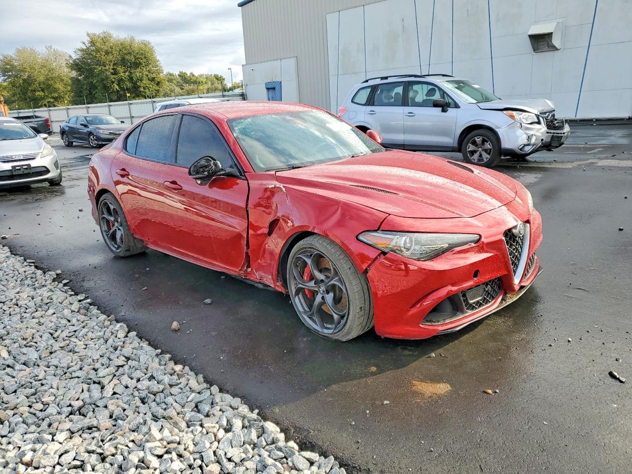 2017 ALFA ROMEO GIULIA QUADRIFOGLIO photo 4