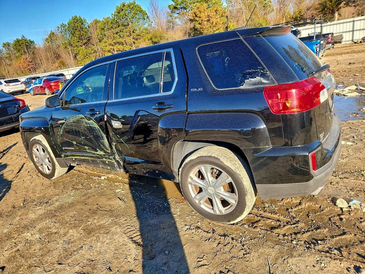 2017 GMC TERRAIN SLE photo 2