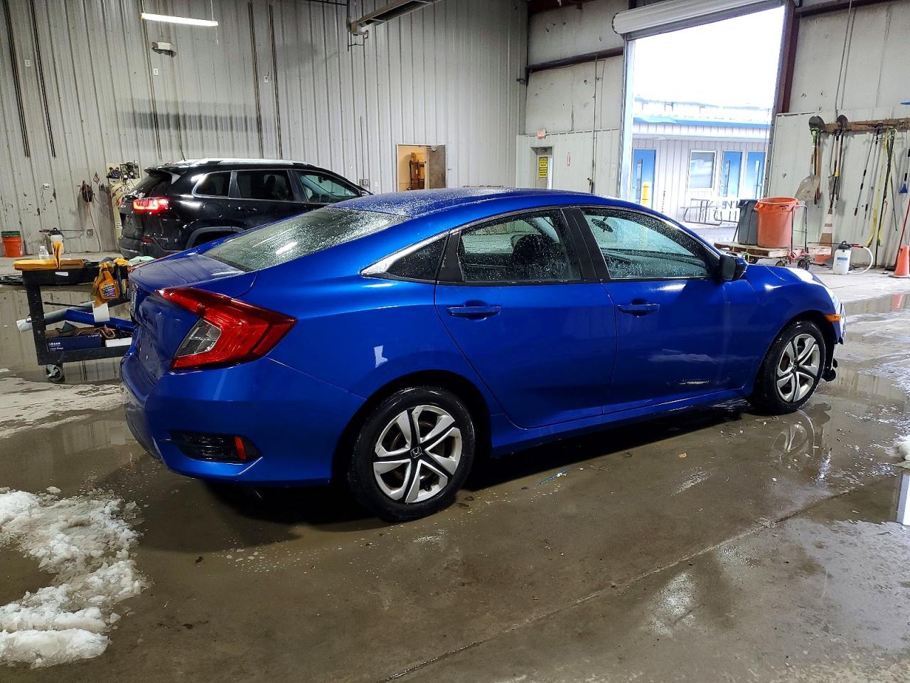 2017 HONDA CIVIC LX photo 3