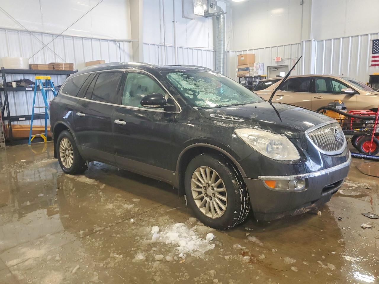 2010 BUICK ENCLAVE CXL photo 4