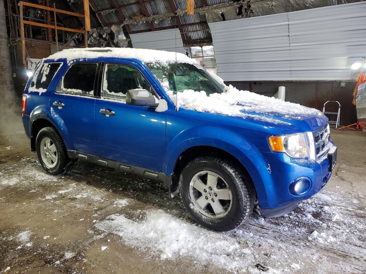 2012 FORD ESCAPE XLT photo 4