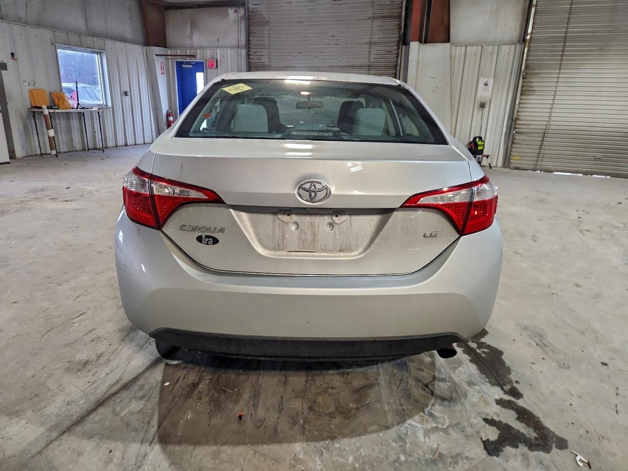 2015 TOYOTA COROLLA L photo 6