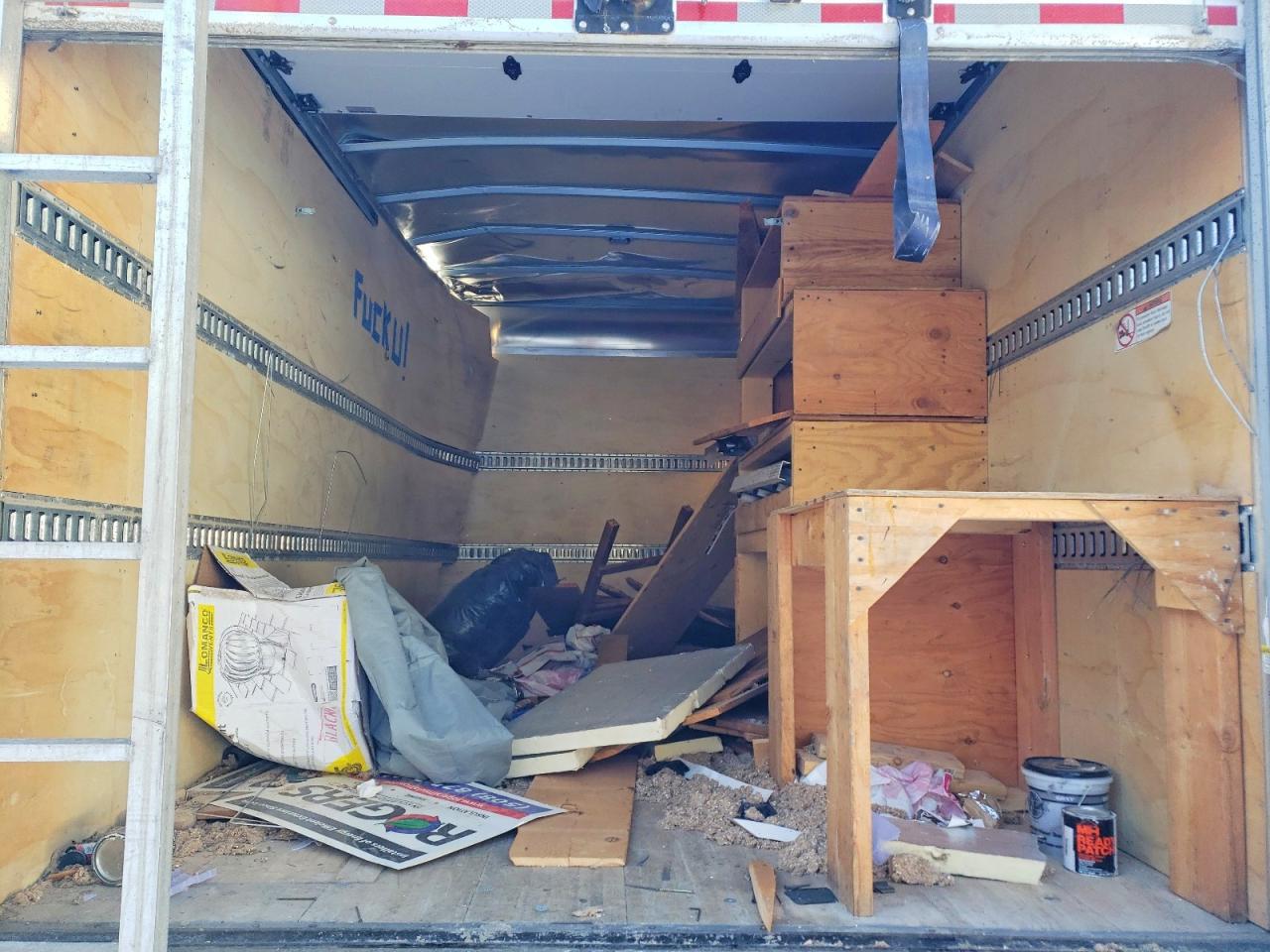 2024 ISUZU NPR BOX TRUCK photo 10