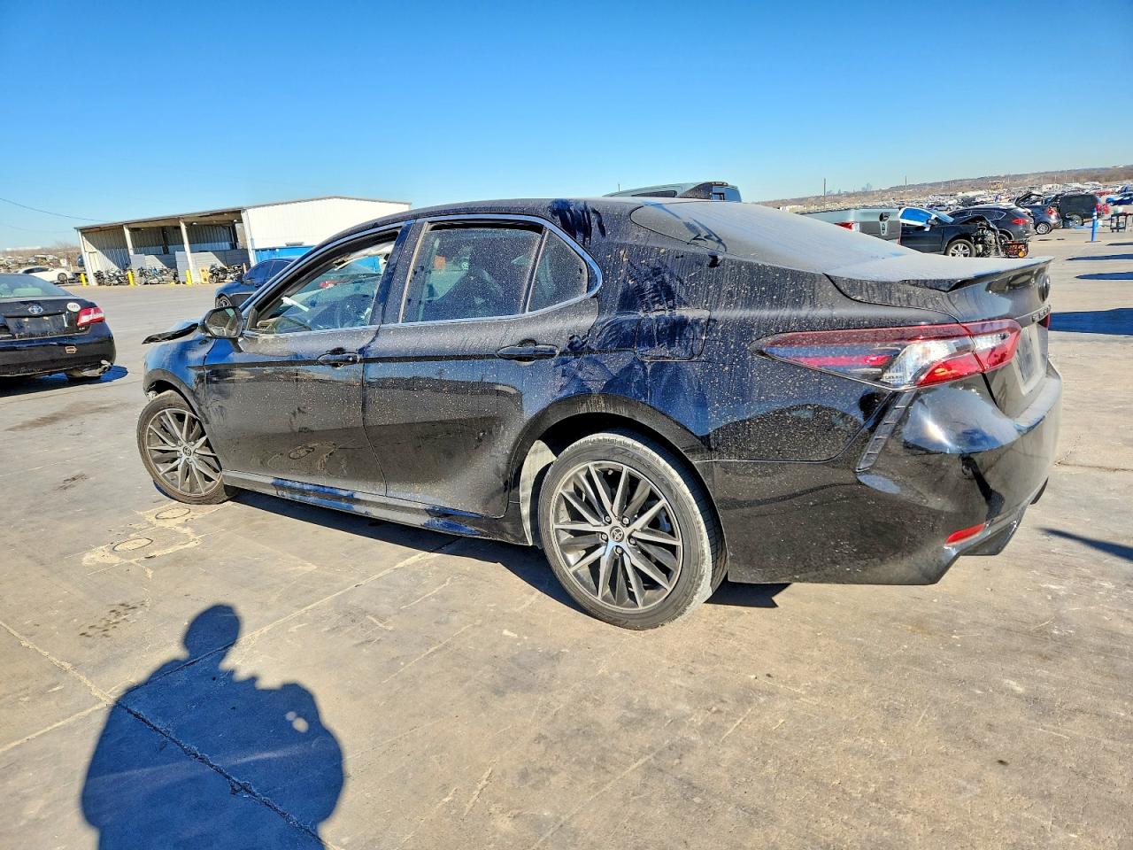 2023 TOYOTA CAMRY SE NIGHT SHADE photo 2