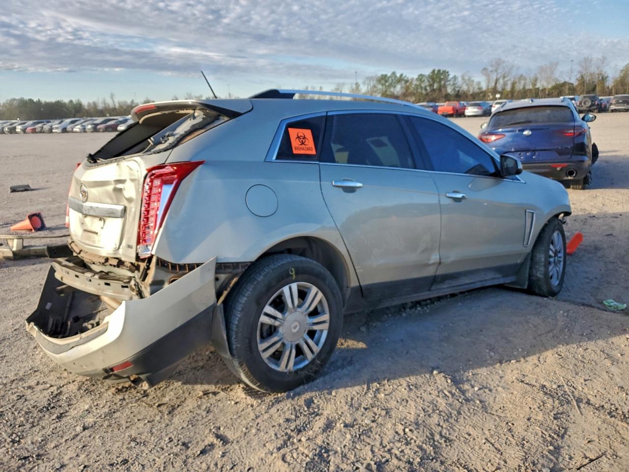 2016 CADILLAC SRX LUXURY COLLECTION photo 3