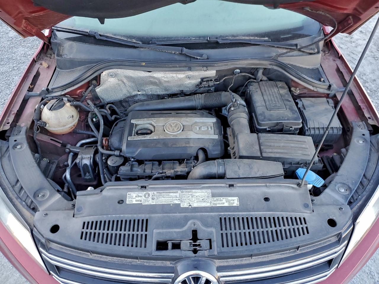 2012 VOLKSWAGEN TIGUAN S photo 11