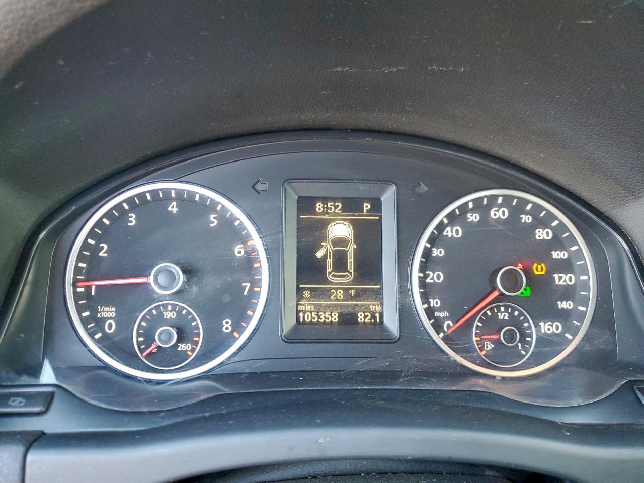 2012 VOLKSWAGEN TIGUAN S photo 9