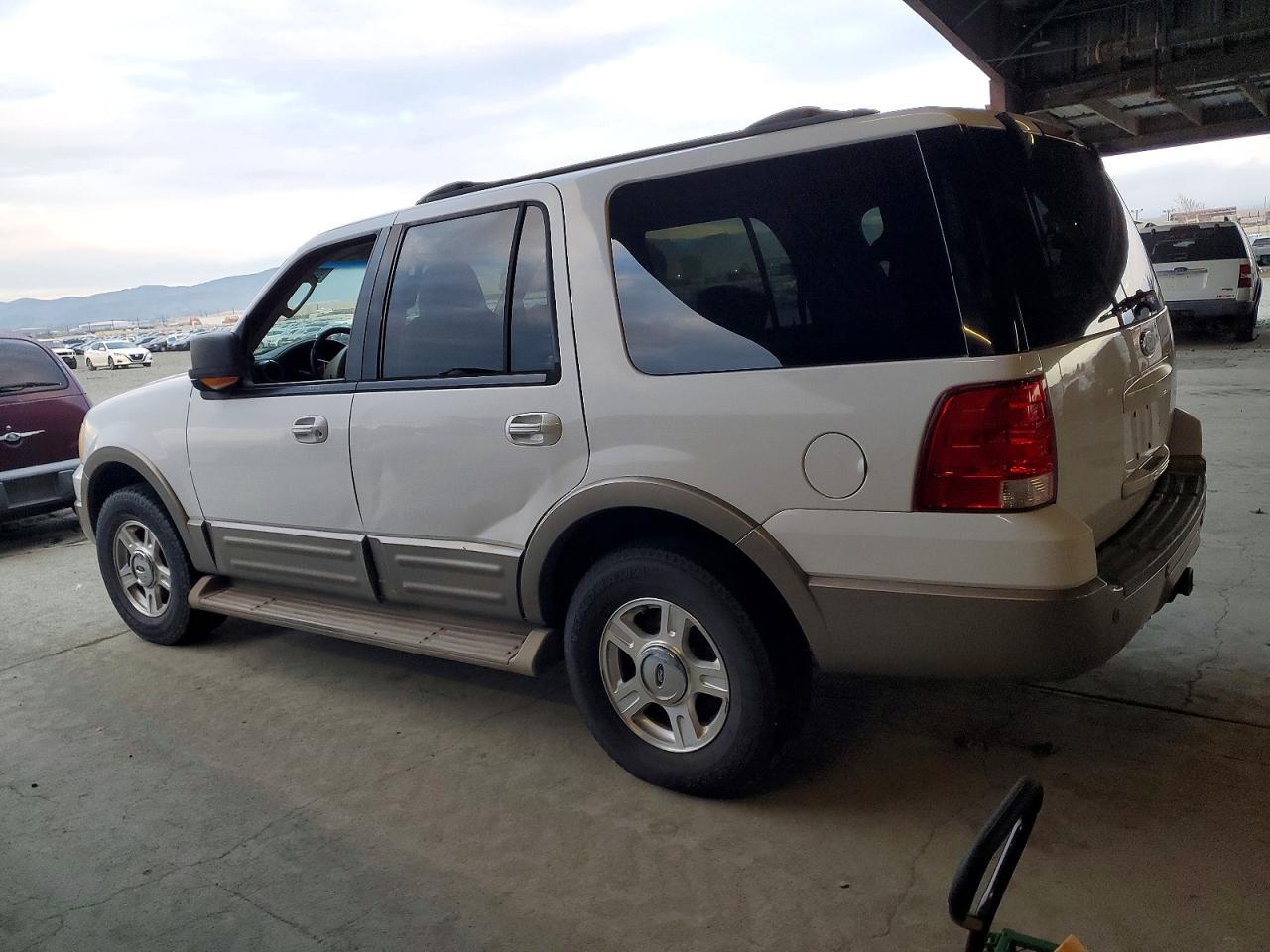 2004 FORD EXPEDITION EDDIE BAUER photo 2