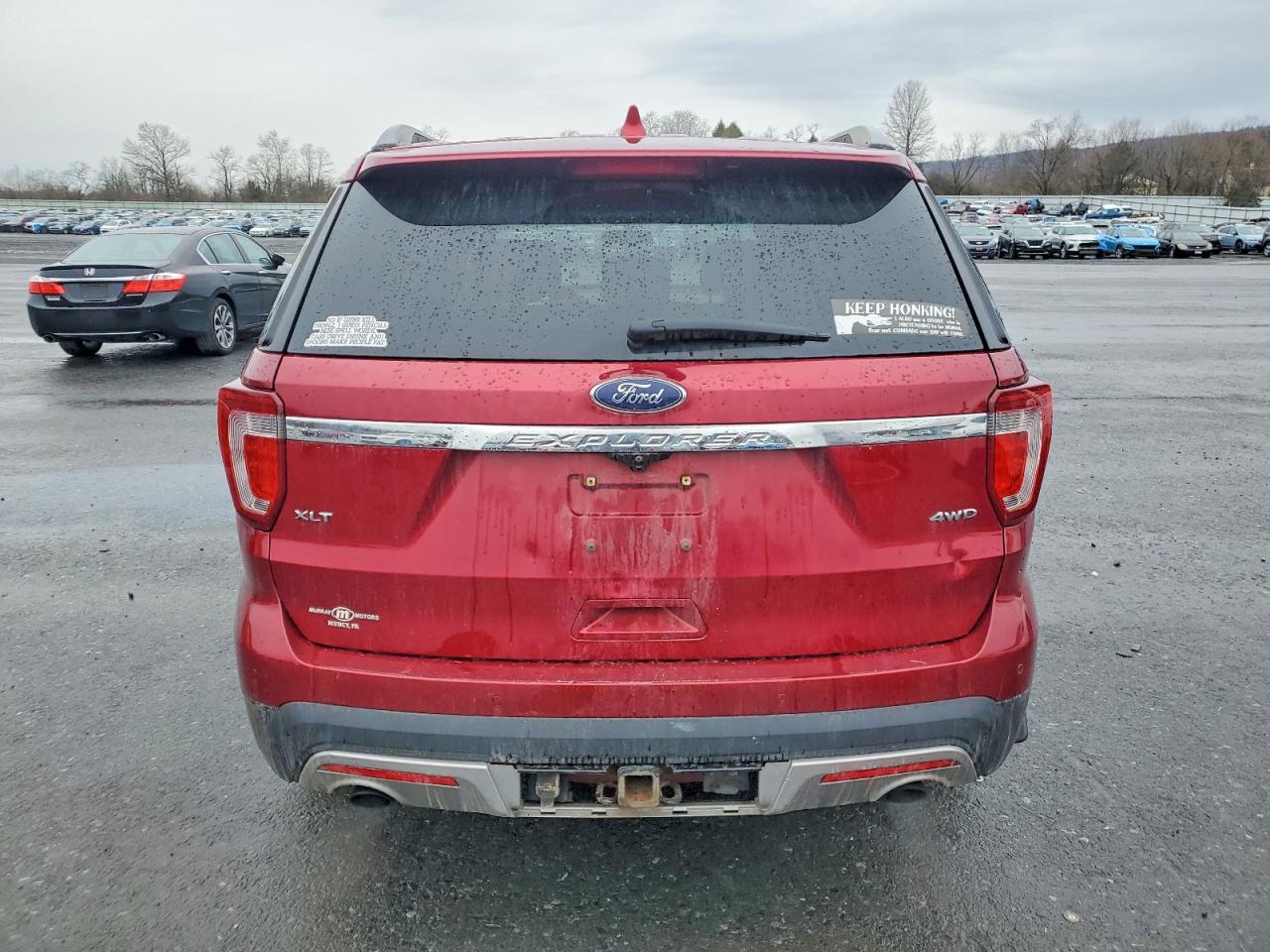 2017 FORD EXPLORER XLT photo 6