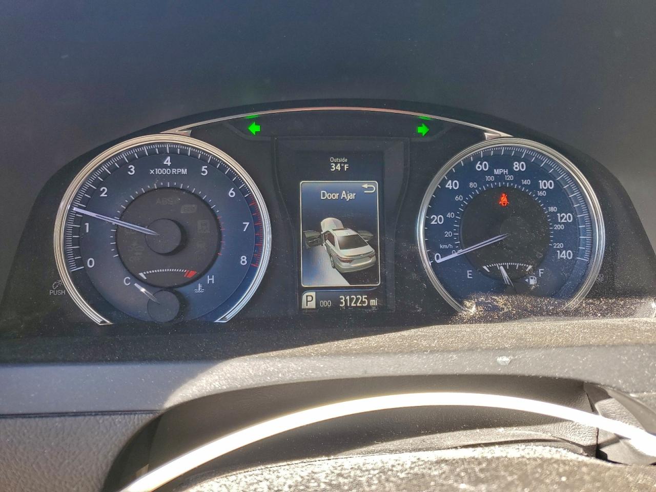 2015 TOYOTA CAMRY XSE photo 9