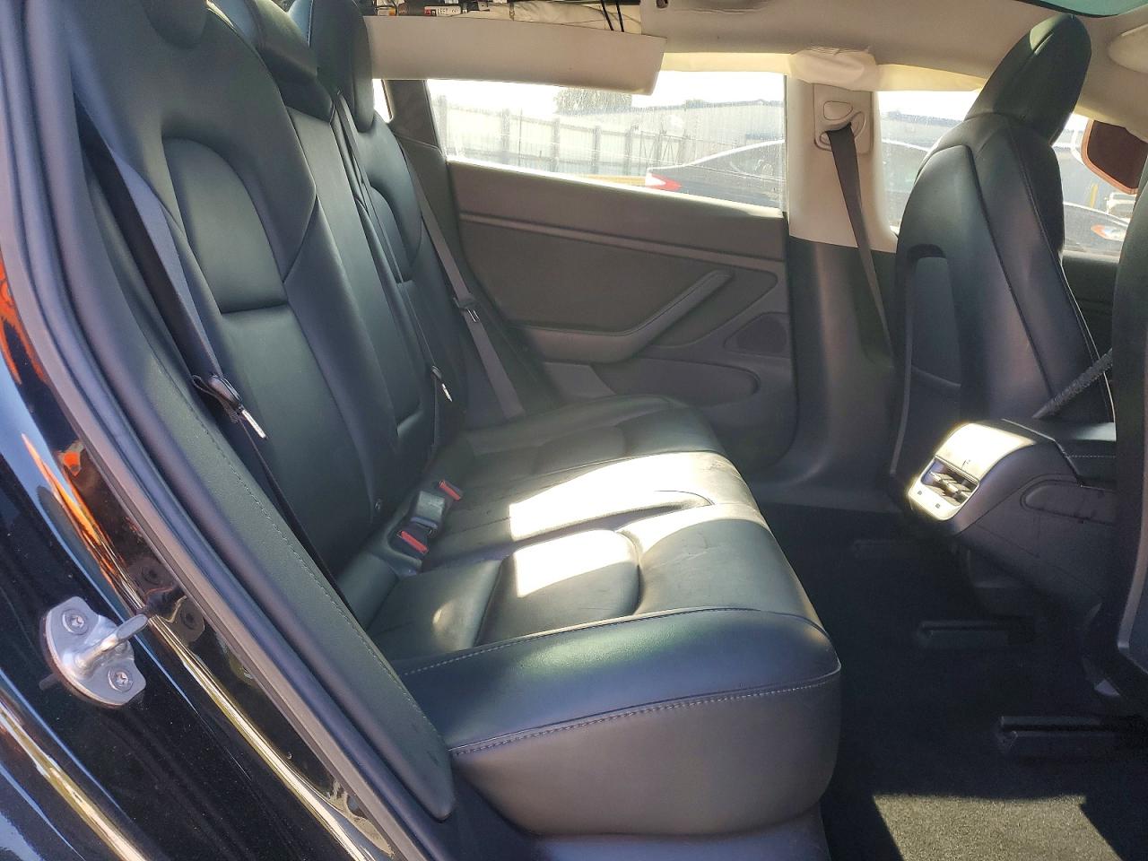 2019 TESLA MODEL 3 photo 10