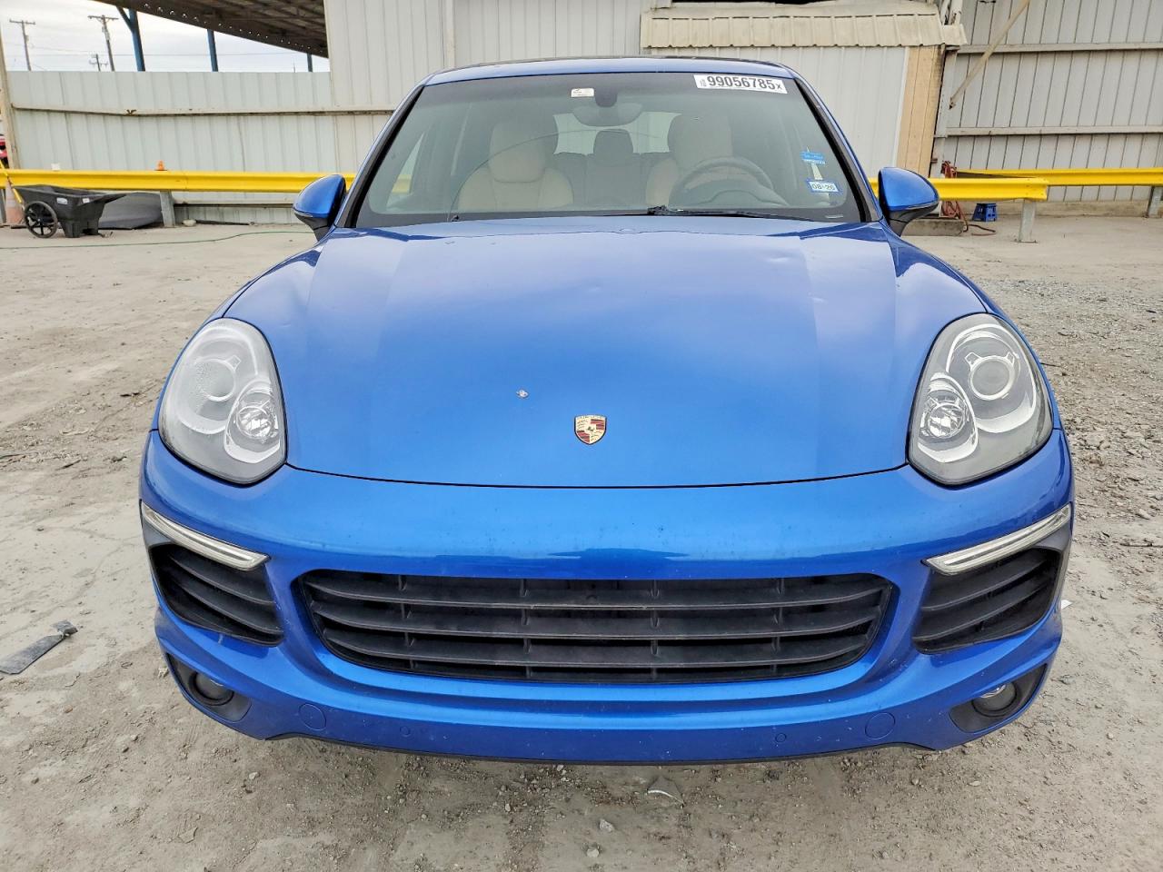 2017 PORSCHE CAYENNE photo 5