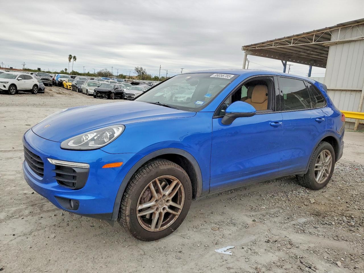 2017 PORSCHE CAYENNE