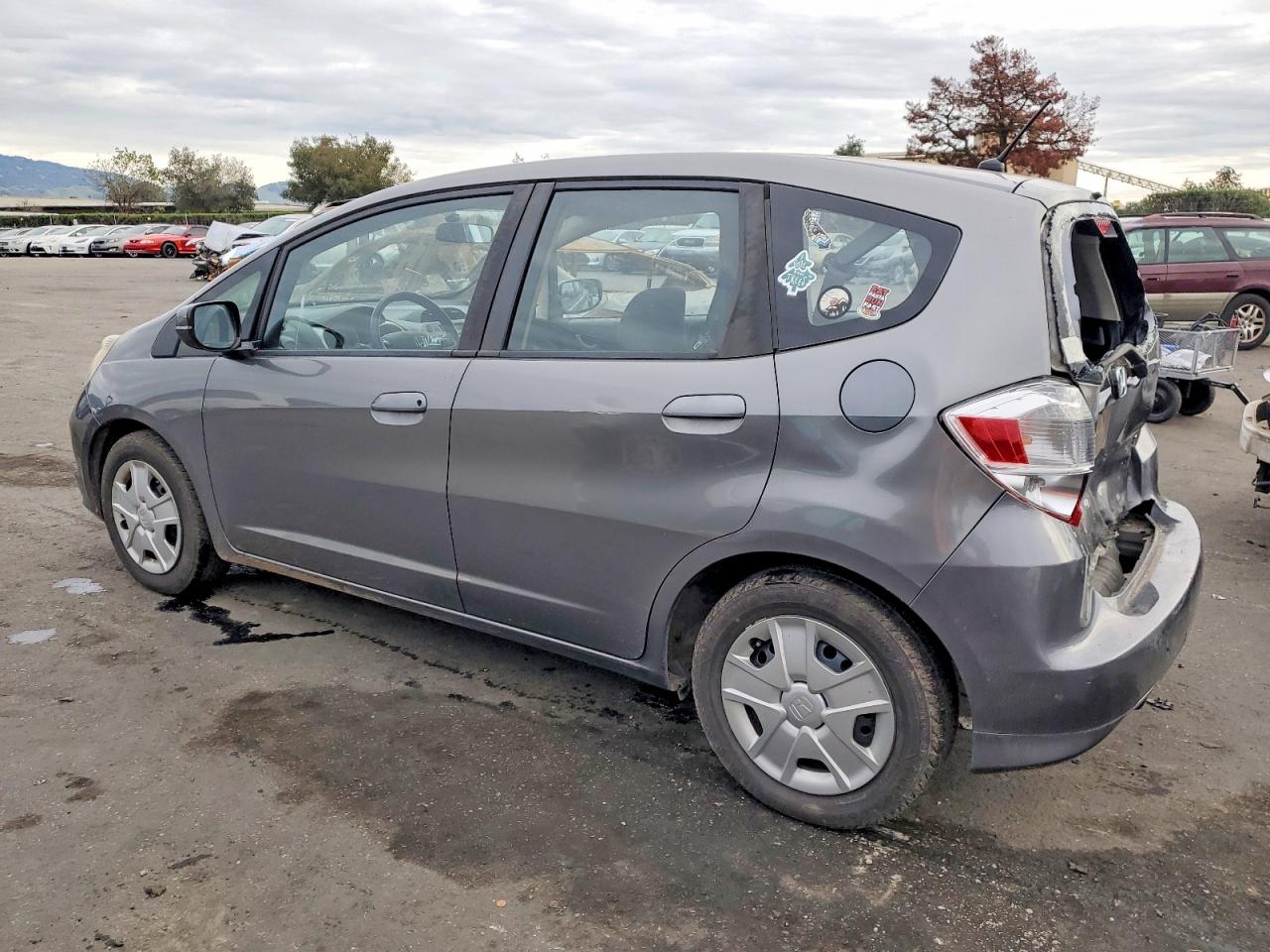 2013 HONDA FIT photo 2