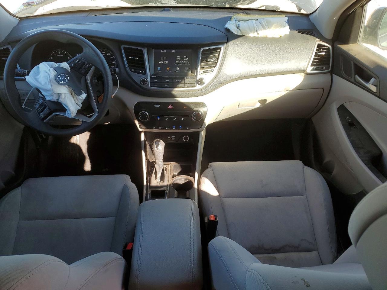 2018 HYUNDAI TUCSON SEL photo 8