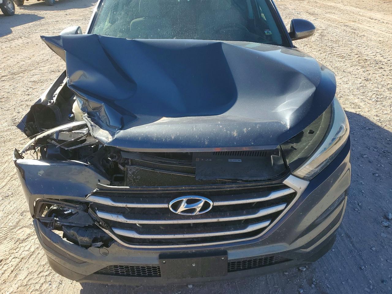 2018 HYUNDAI TUCSON SEL photo 12