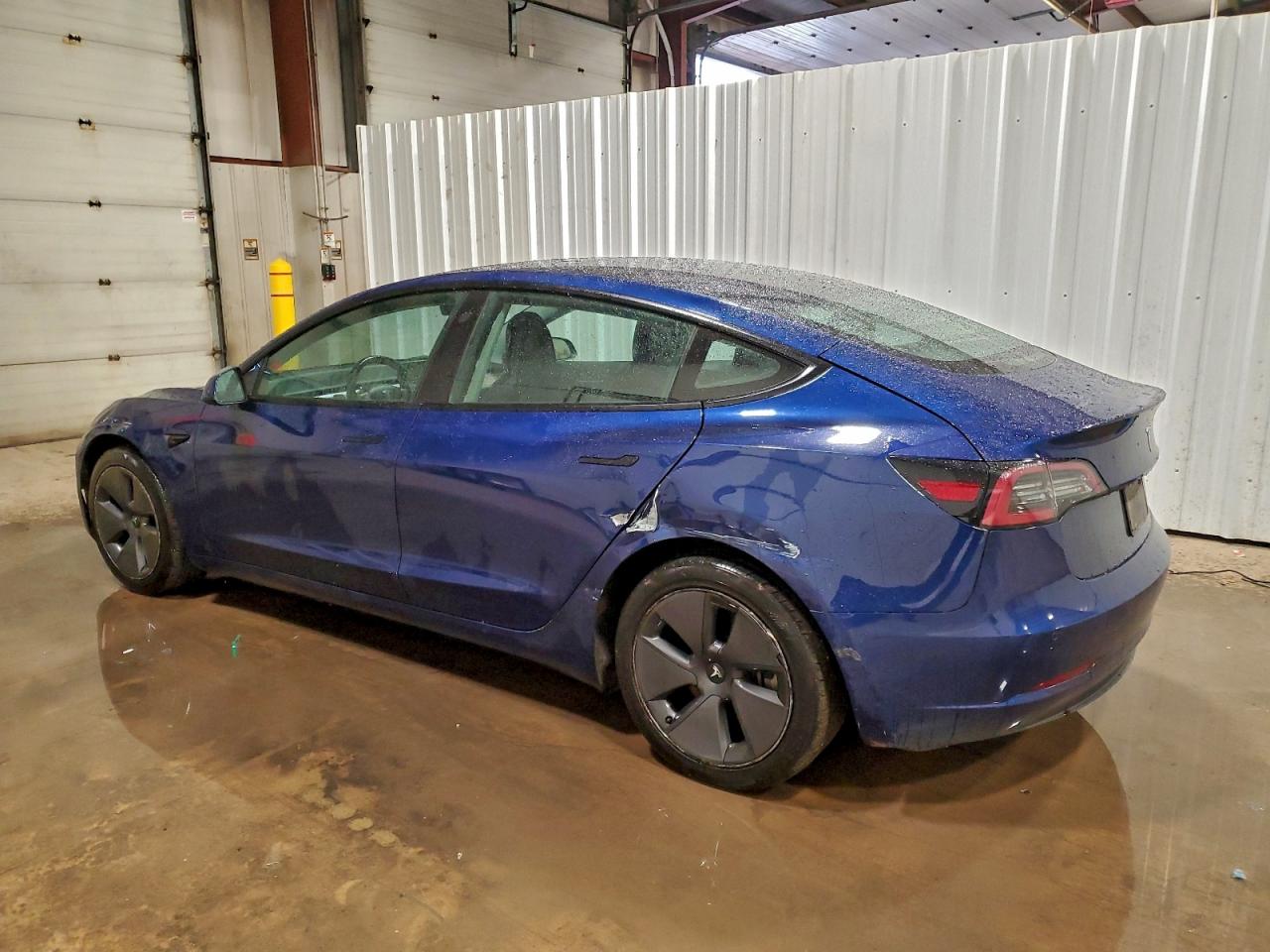 2022 TESLA MODEL 3 photo 2