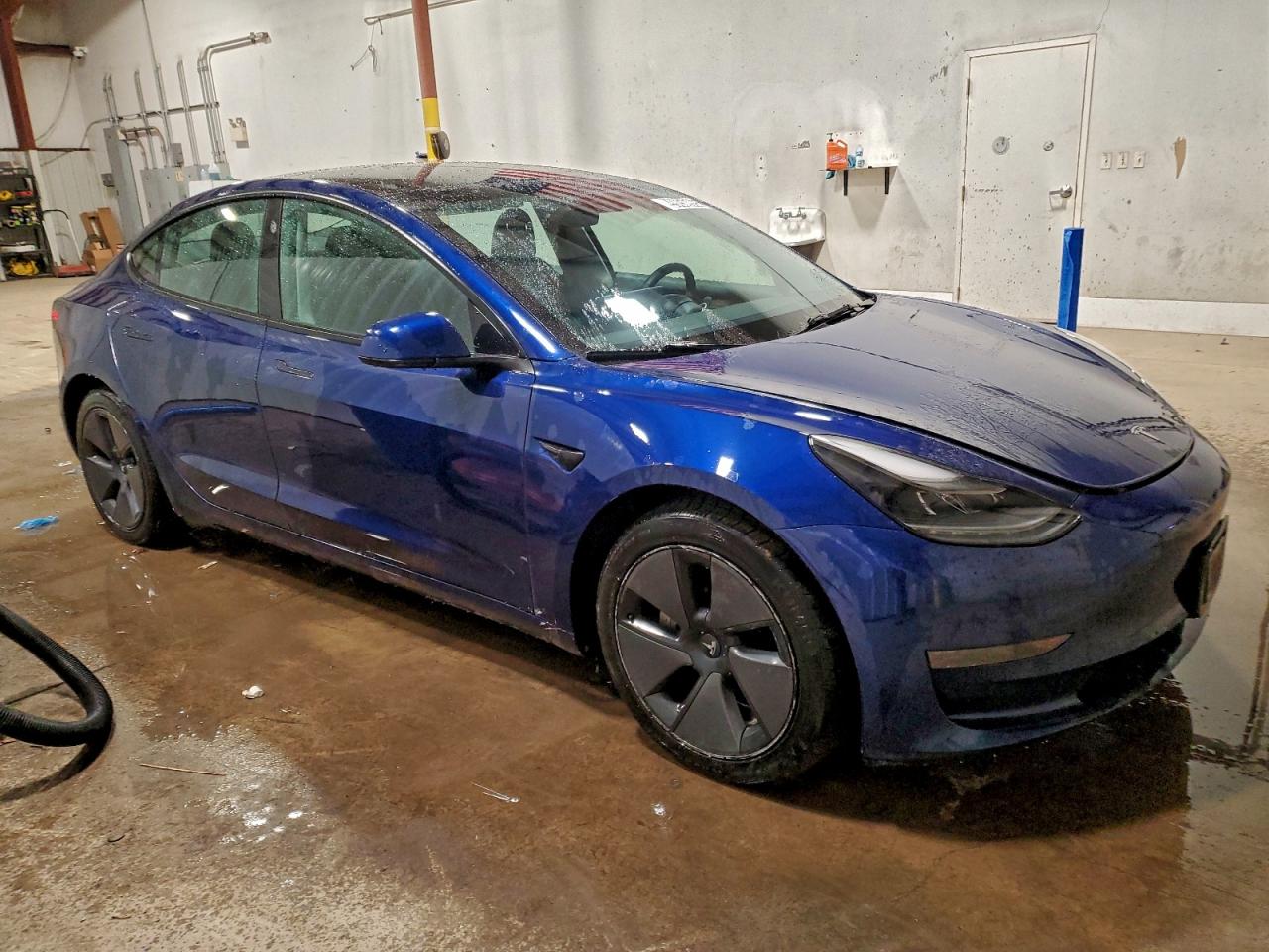 2022 TESLA MODEL 3 photo 4