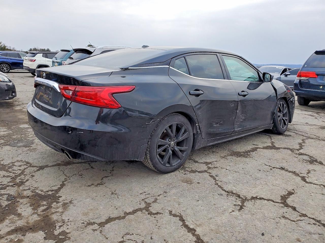 2017 NISSAN MAXIMA 3.5S photo 5
