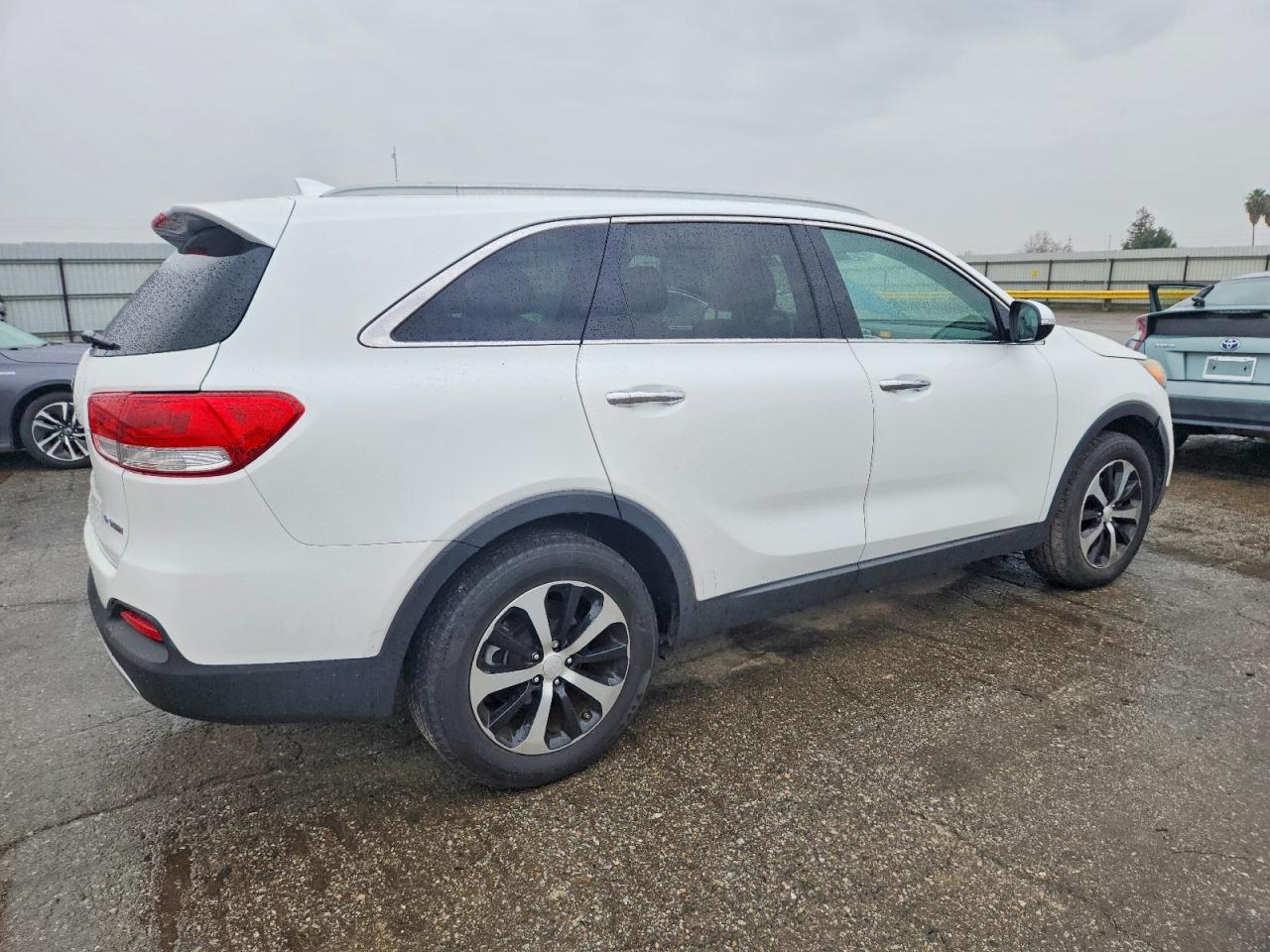 2016 KIA SORENTO EX photo 3