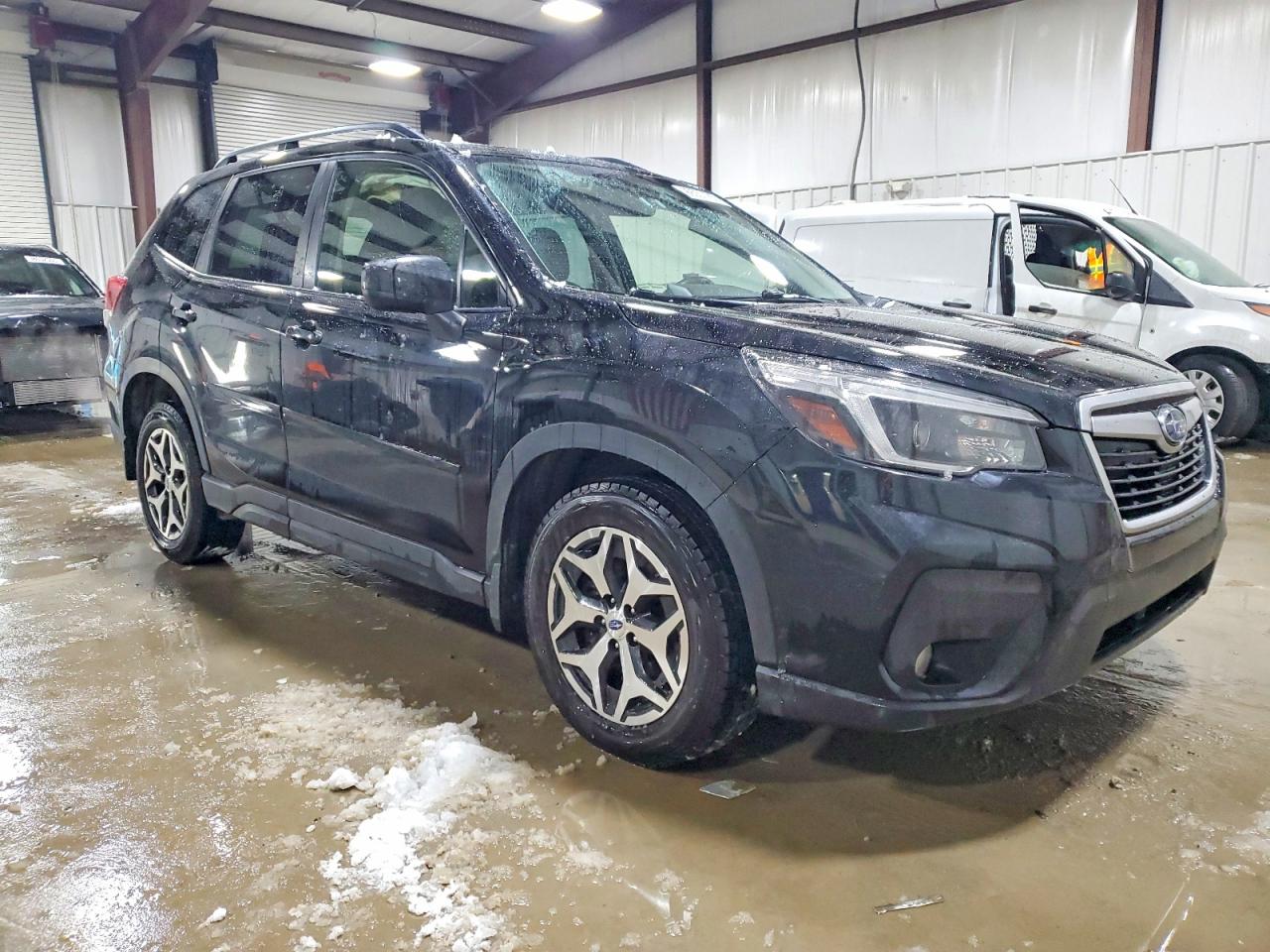 2021 SUBARU FORESTER PREMIUM photo 4
