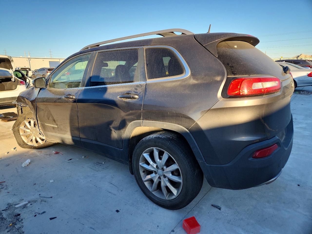2016 JEEP CHEROKEE LIMITED photo 2