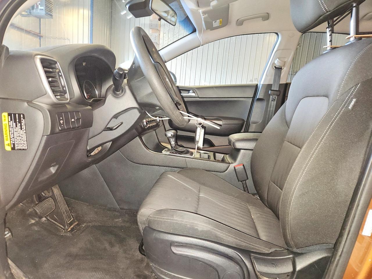 2021 KIA SPORTAGE LX photo 7